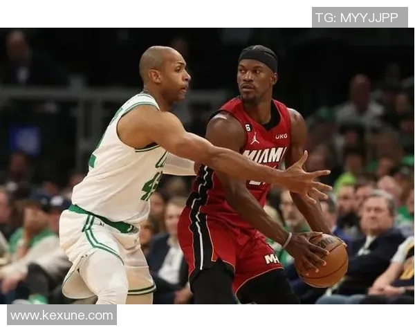2020年NBA东部决赛首战热火对阵凯尔特人精彩回顾与赛后分析