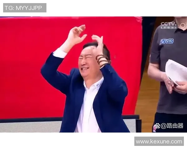 中国足球明星炫富事件引发社会热议球员形象与公众期待的碰撞与反思 中国足球明星炫富事件引发社会热议球员形象与公众期待的碰撞与反思